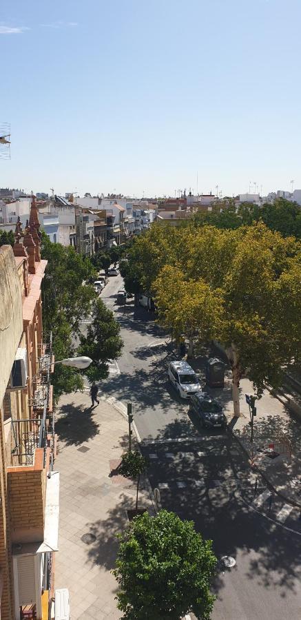 Atico Aire De Triana Appartement Sevilla Buitenkant foto