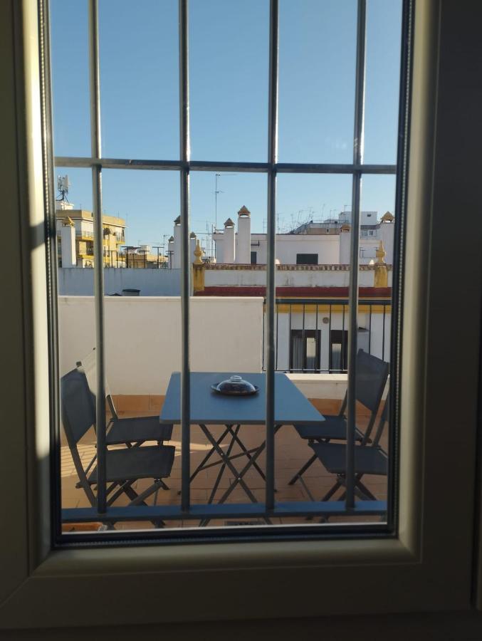 Atico Aire De Triana Appartement Sevilla Buitenkant foto