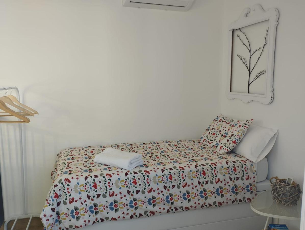 Atico Aire De Triana Appartement Sevilla Buitenkant foto