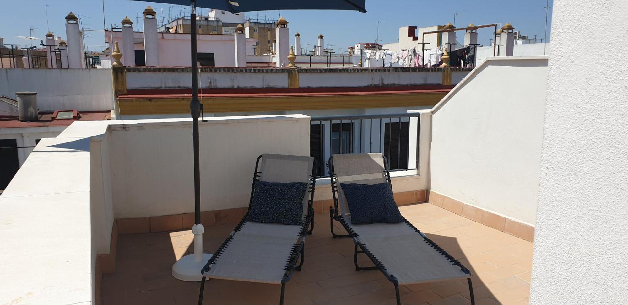 Atico Aire De Triana Appartement Sevilla Buitenkant foto
